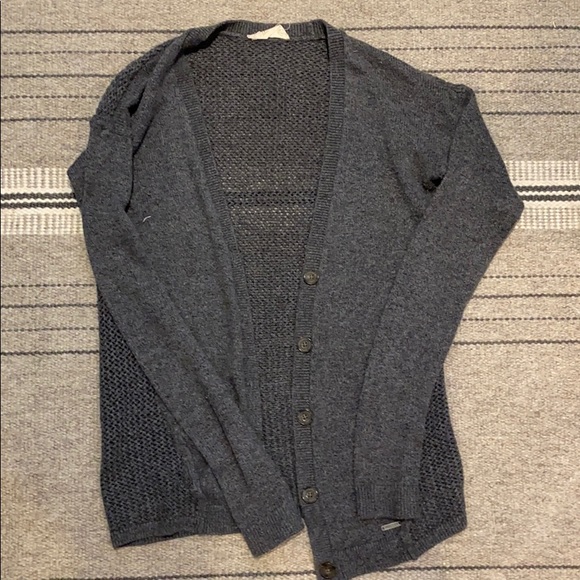 Hollister Sweaters - Hollister cardigan 3/25$